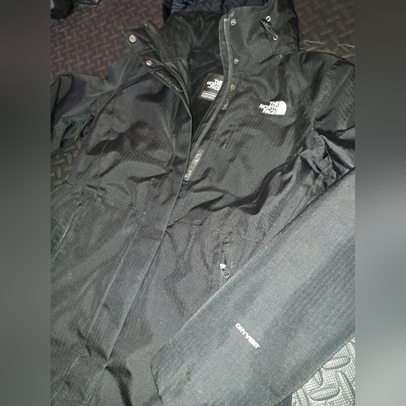 The North Face womens dryvent winter jacket - Picture 6 of 15